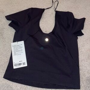 Brand new, lululemon tight t shirt size 6